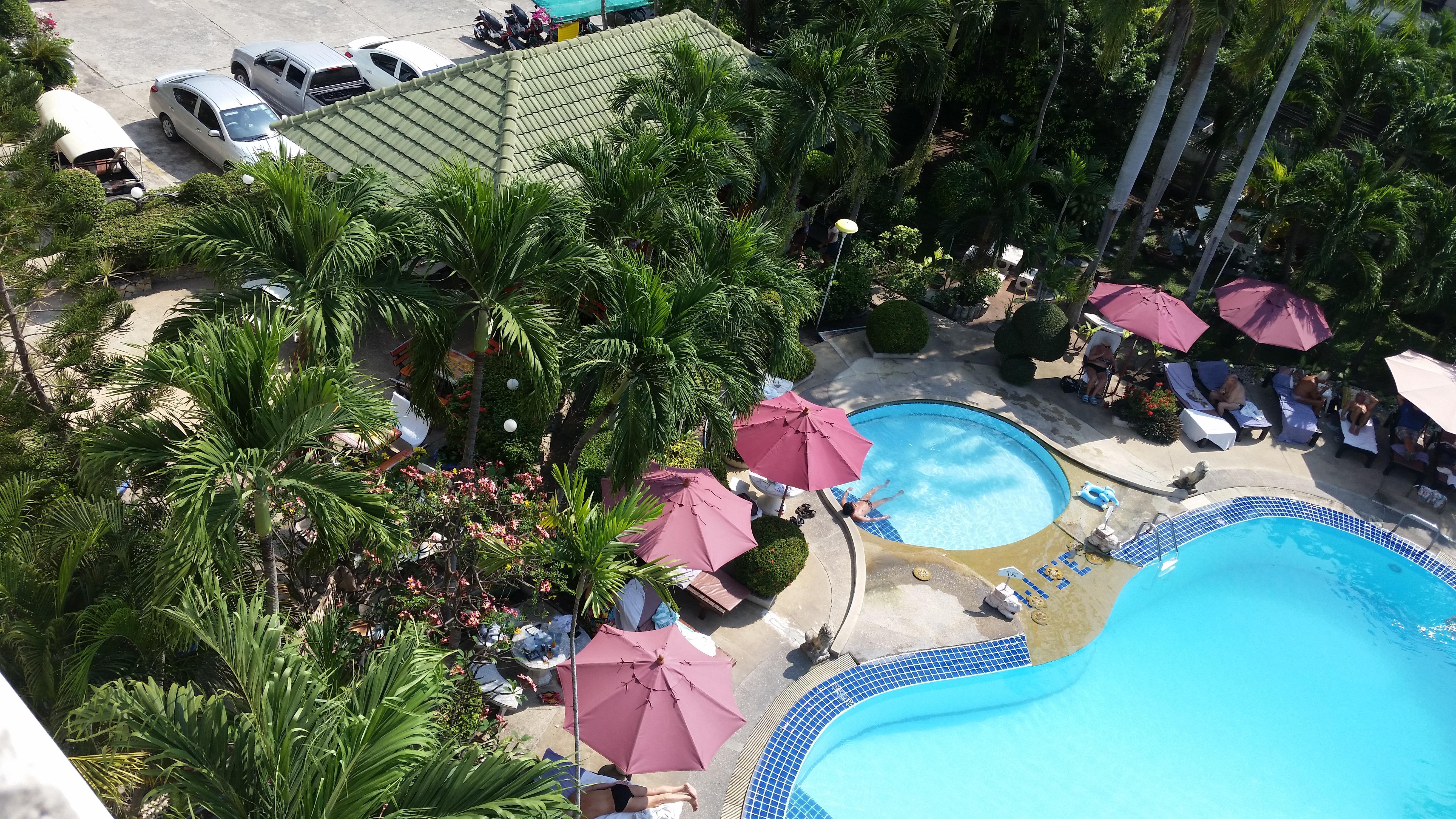 Hotel Romeo Palace Pattaya Buitenkant foto
