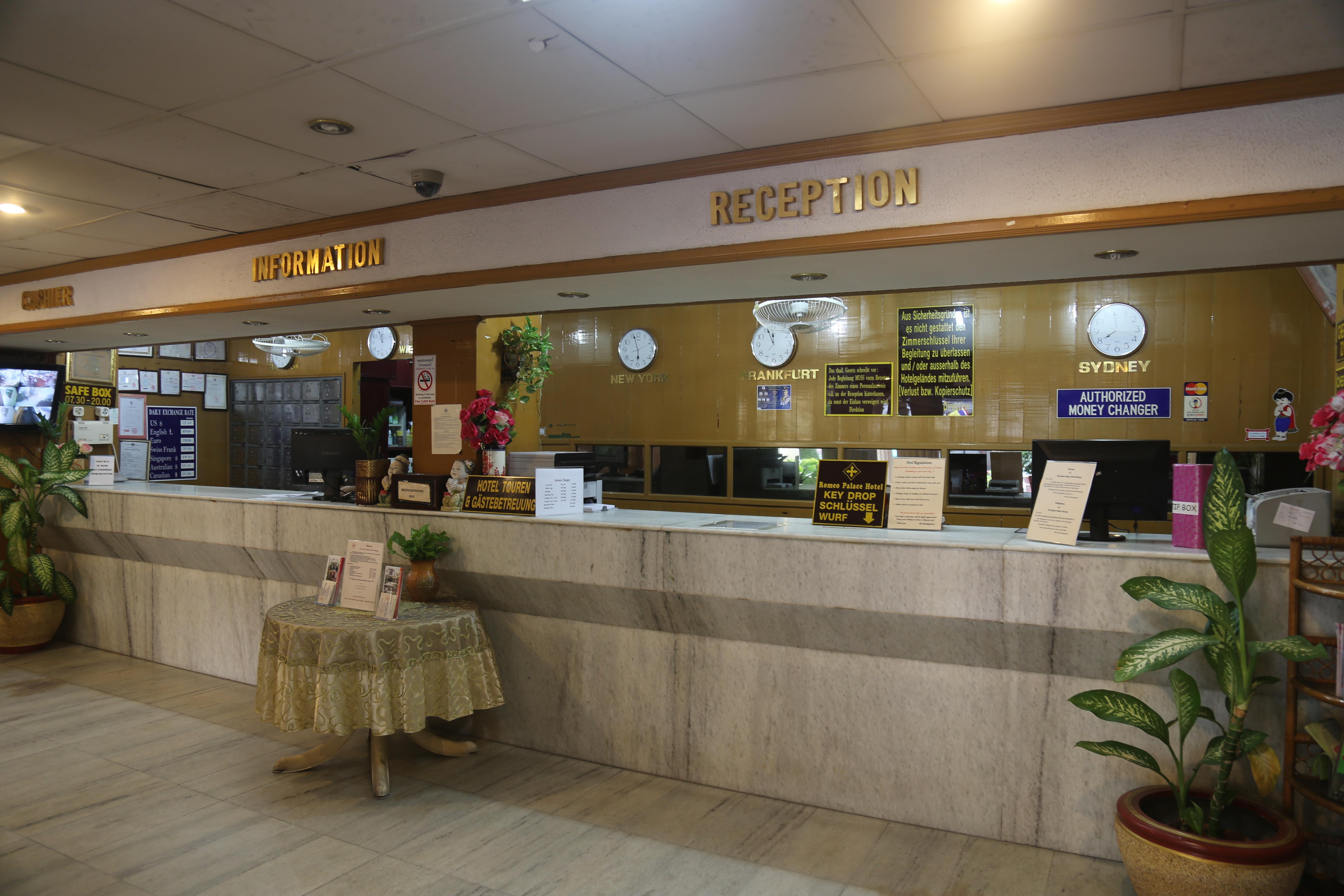 Hotel Romeo Palace Pattaya Buitenkant foto