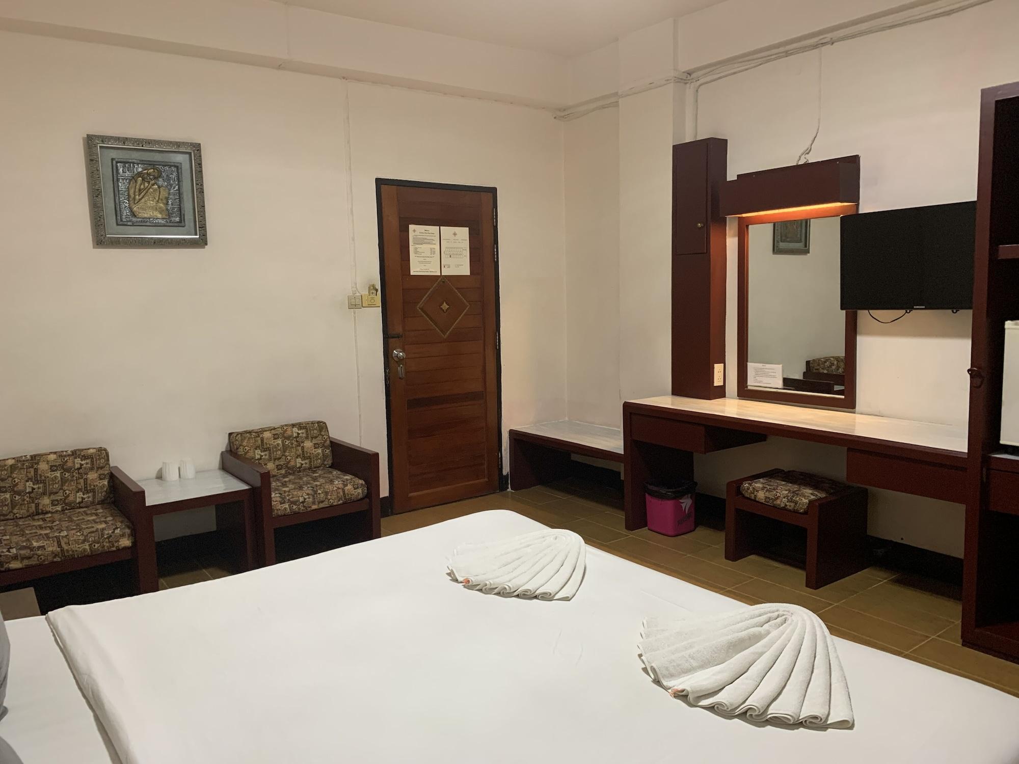 Hotel Romeo Palace Pattaya Buitenkant foto