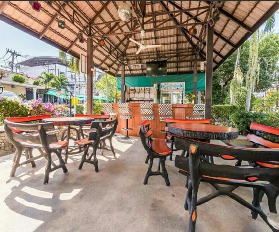 Hotel Romeo Palace Pattaya Buitenkant foto